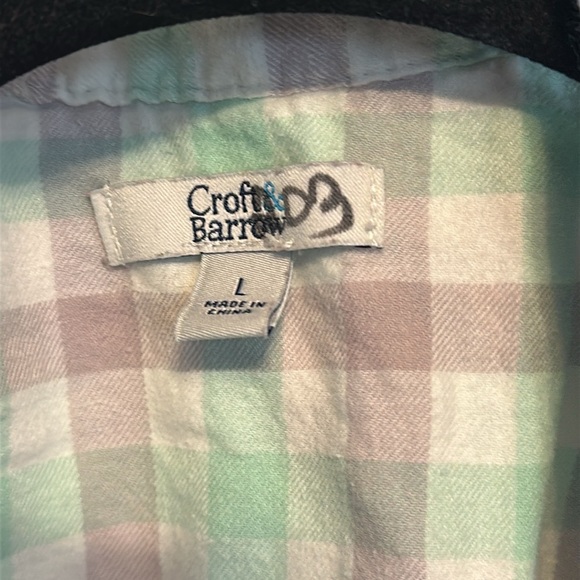 Croft & Barrow Green and Gray Casual Button Down Shirt - Picture 2 of 5